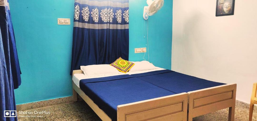 Photo of Bedroom in Mahabalipuram Beach