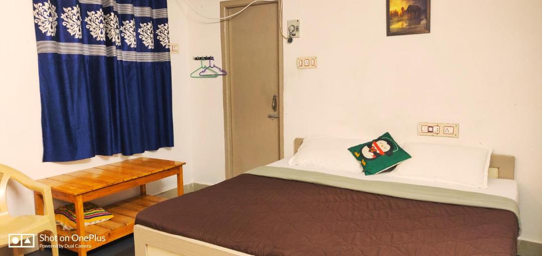 Photo of Bedroom in Mahabalipuram Beach