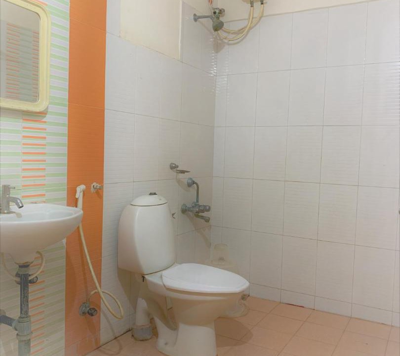 Photo of Bathroom in Mylapore Tiruvallikk