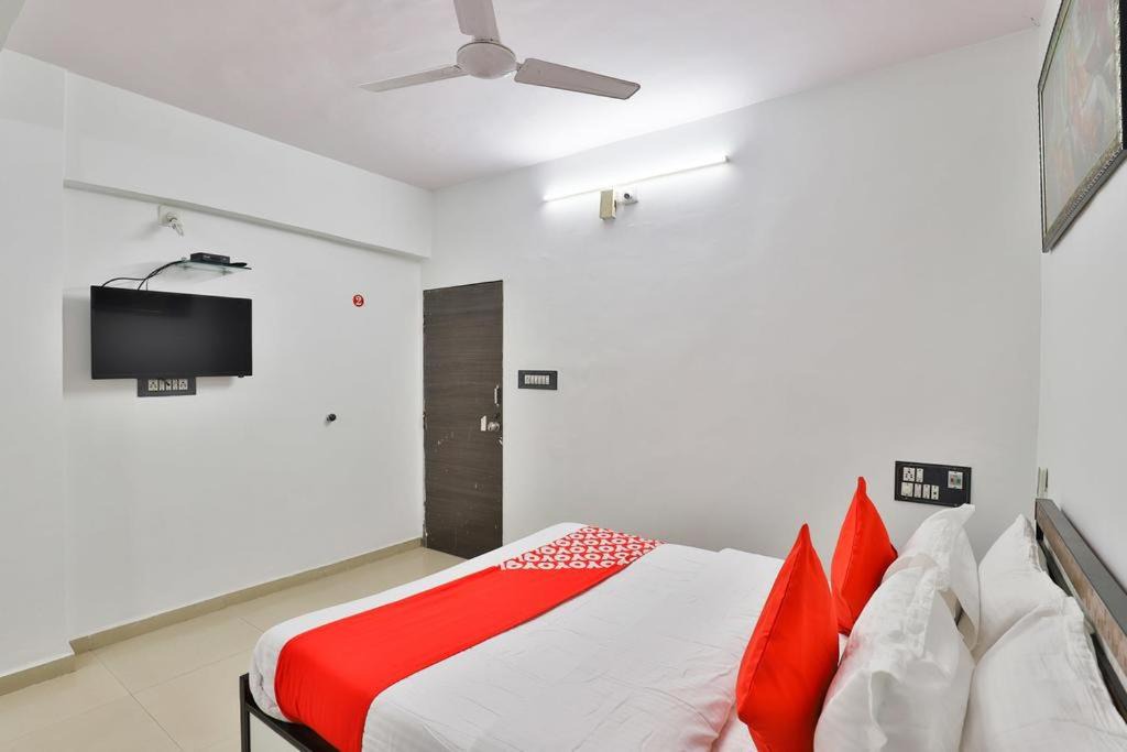 Photo of Bedroom in Kamrej