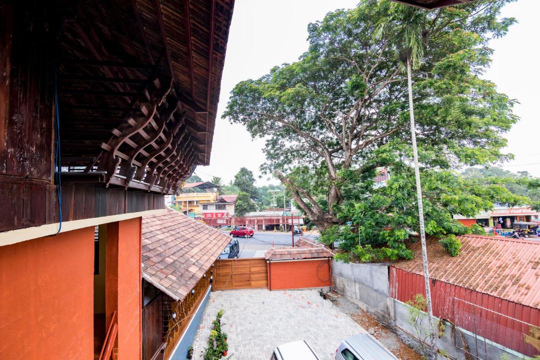 Photo of Others in Perumbaikad