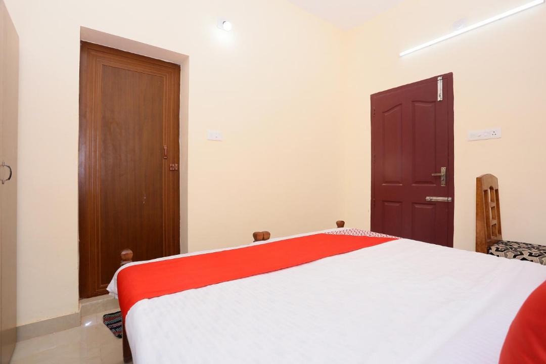Photo of Bedroom in Thiruvananthapuram