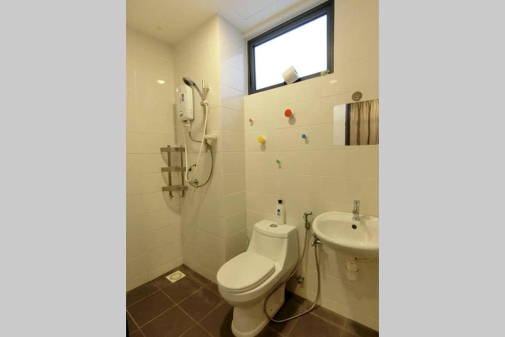 Photo of Bathroom in Kampung Bukit Dukong