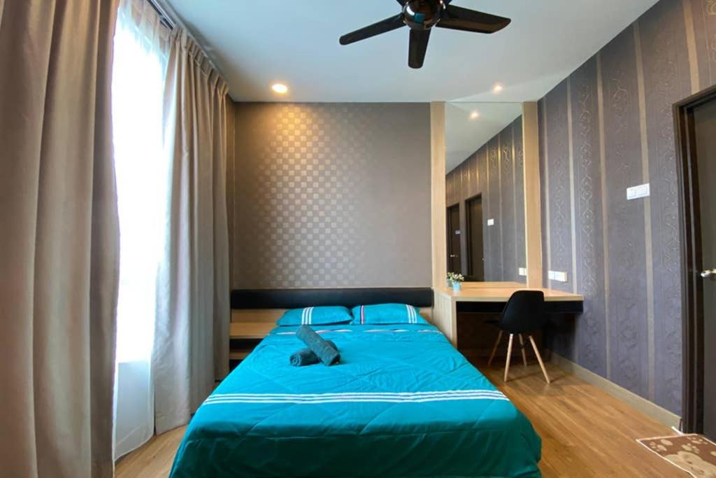 Photo of Bedroom in Kampung Bukit Dukong