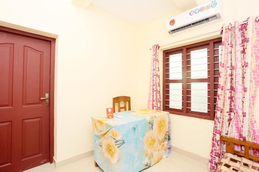 Photo of Bedroom in Thiruvananthapuram