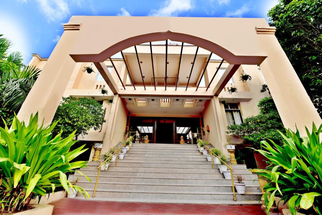 Photo of Buildings in Bharatpur