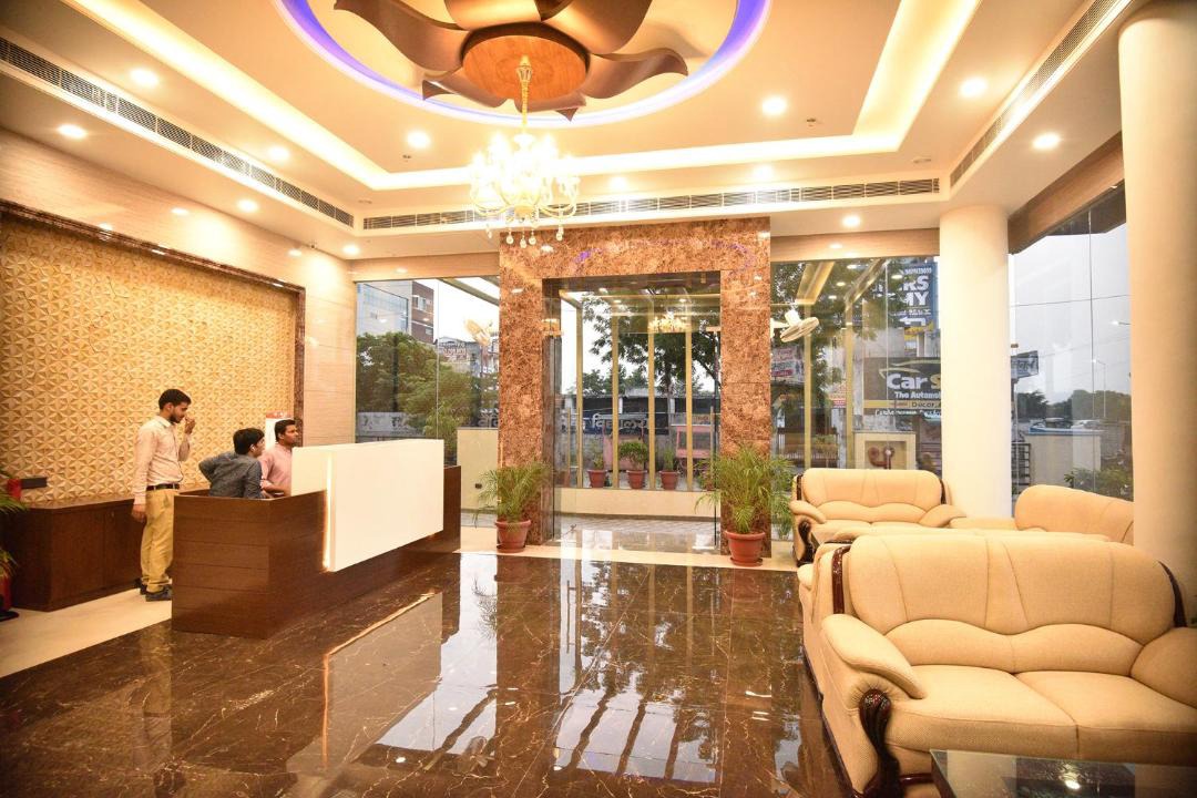Photo of Livingroom in Tonk Road