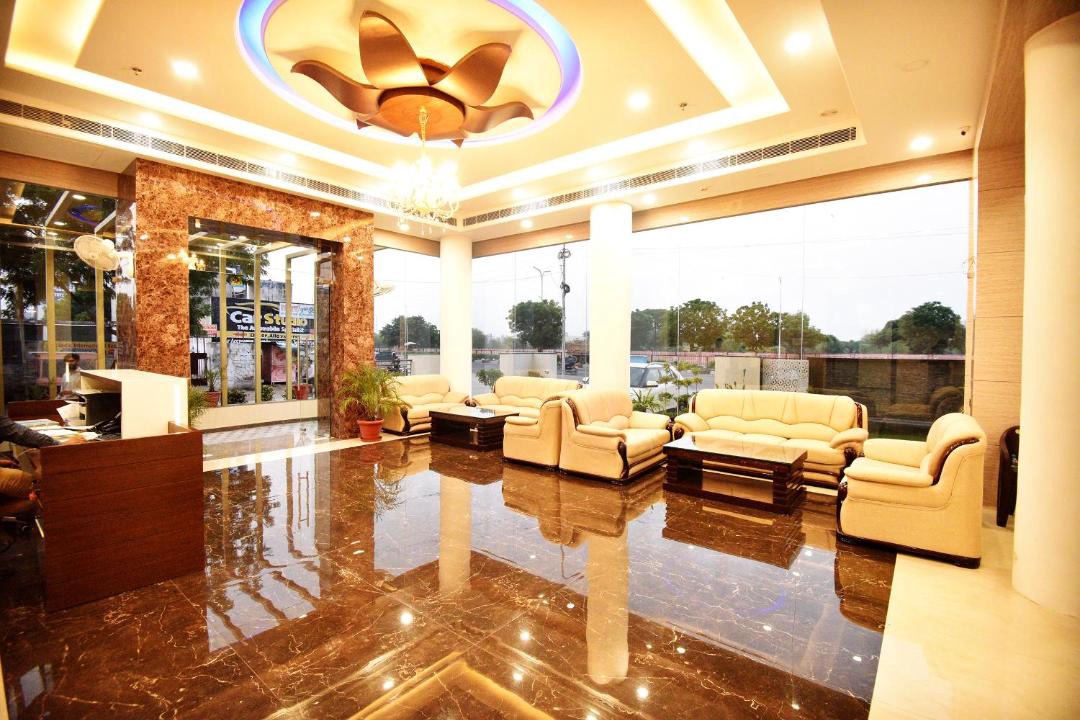 Photo of Livingroom in Tonk Road