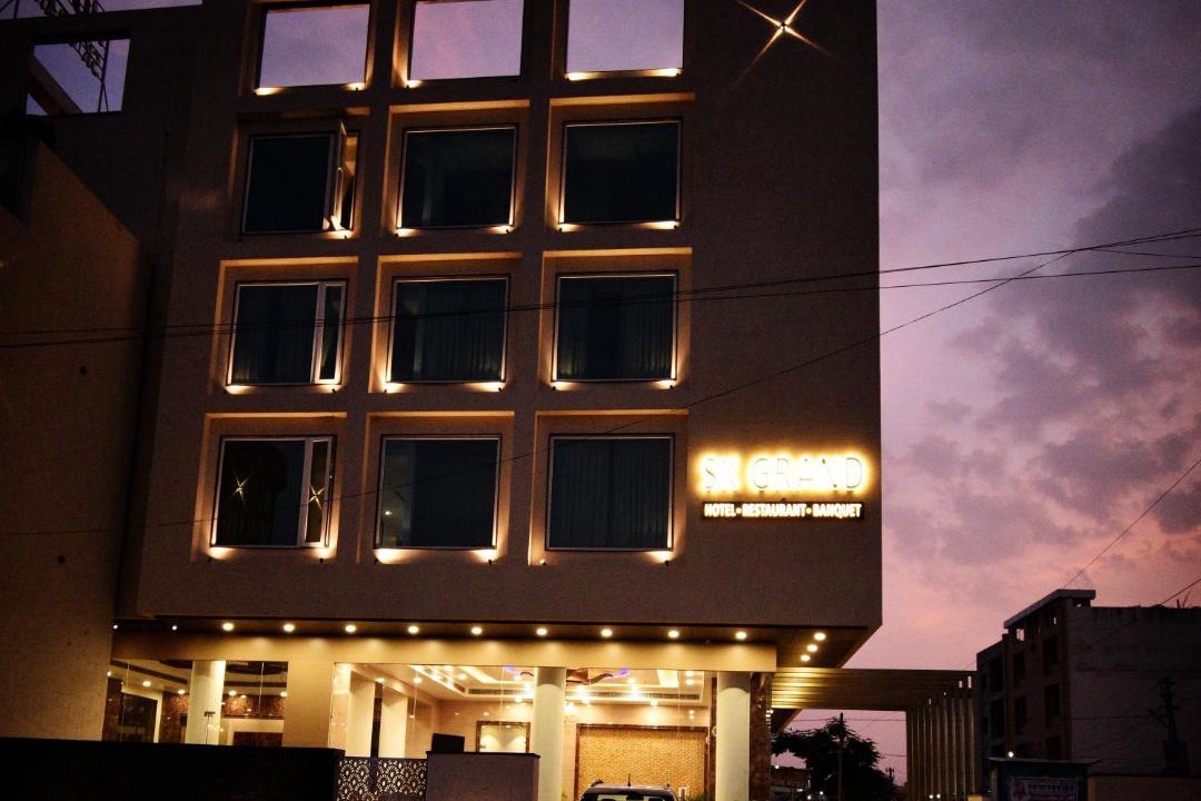 Photo of Buildings in Tonk Road