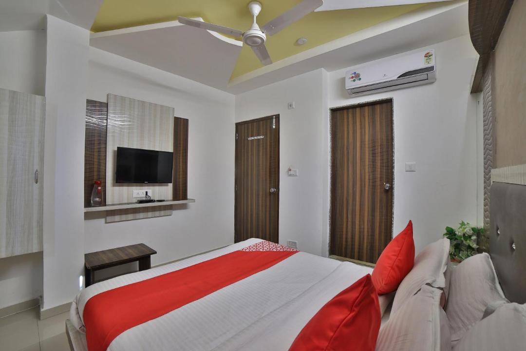 Photo of Bedroom in Navrangpura