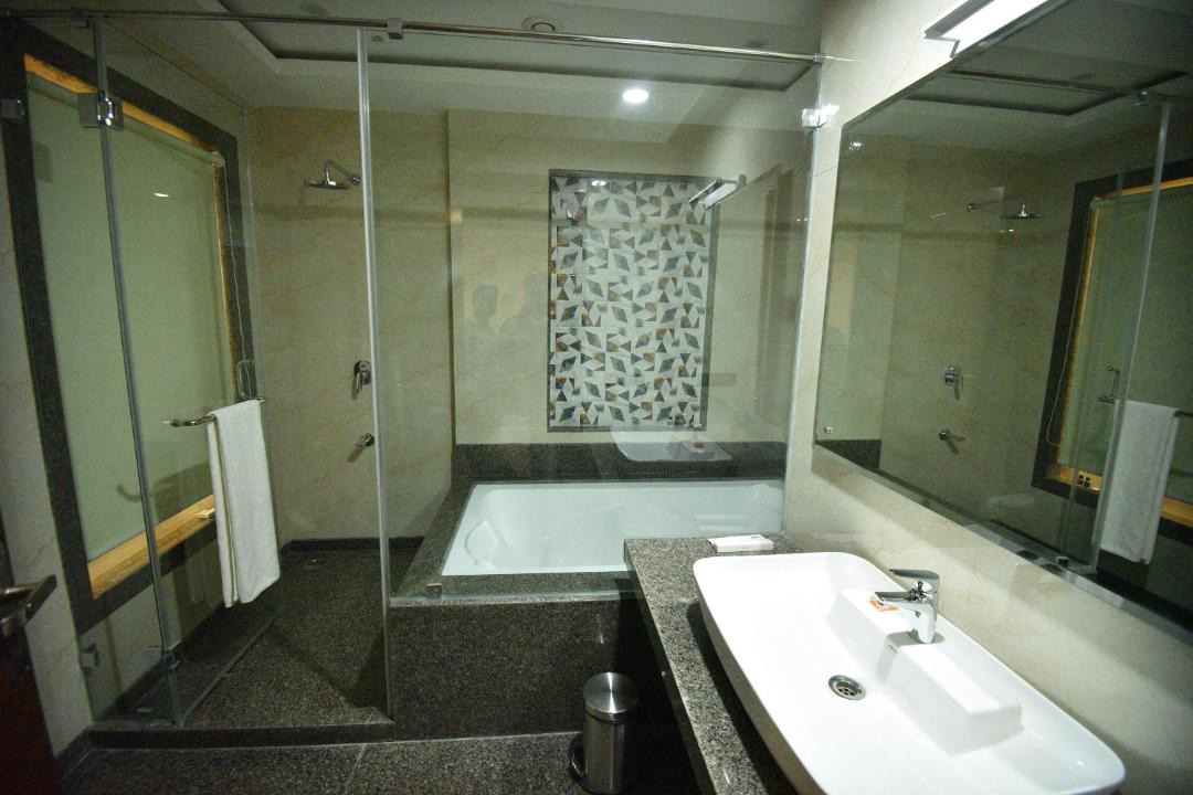 Photo of Bathroom in Tonk Road