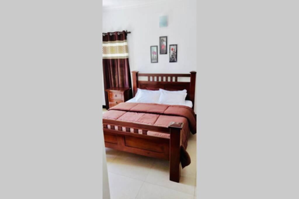 Photo of Bedroom in Siolim