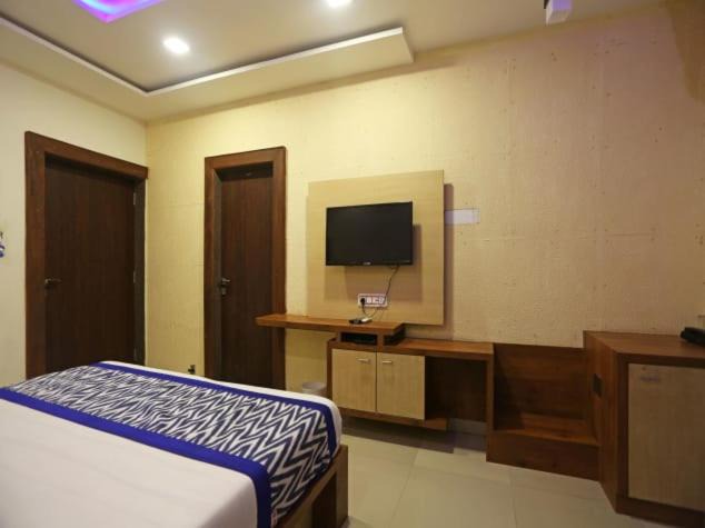 Photo of Bedroom in Mount Abu