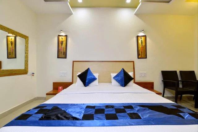 Photo of Bedroom in Mount Abu