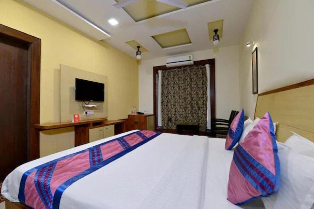 Photo of Bedroom in Mount Abu