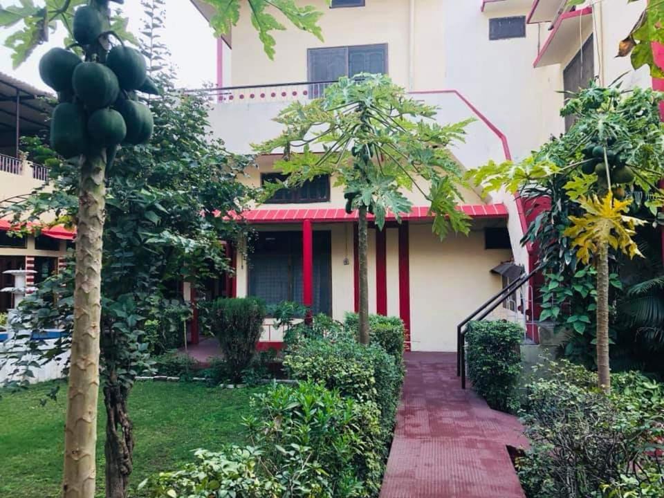 Photo of Buildings in Varanasi