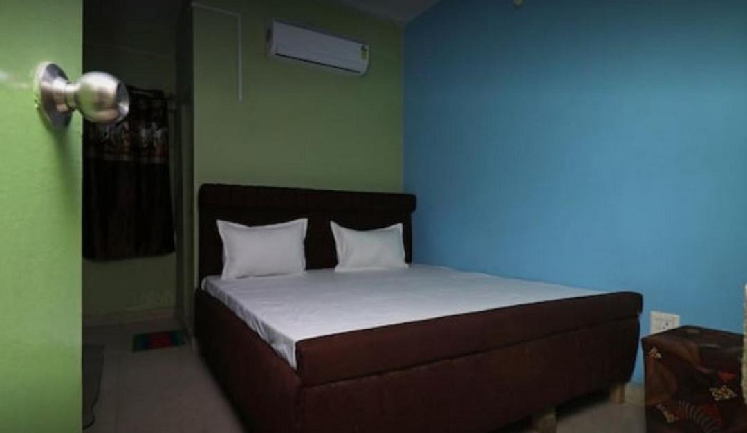 Photo of Bedroom in Rajgir