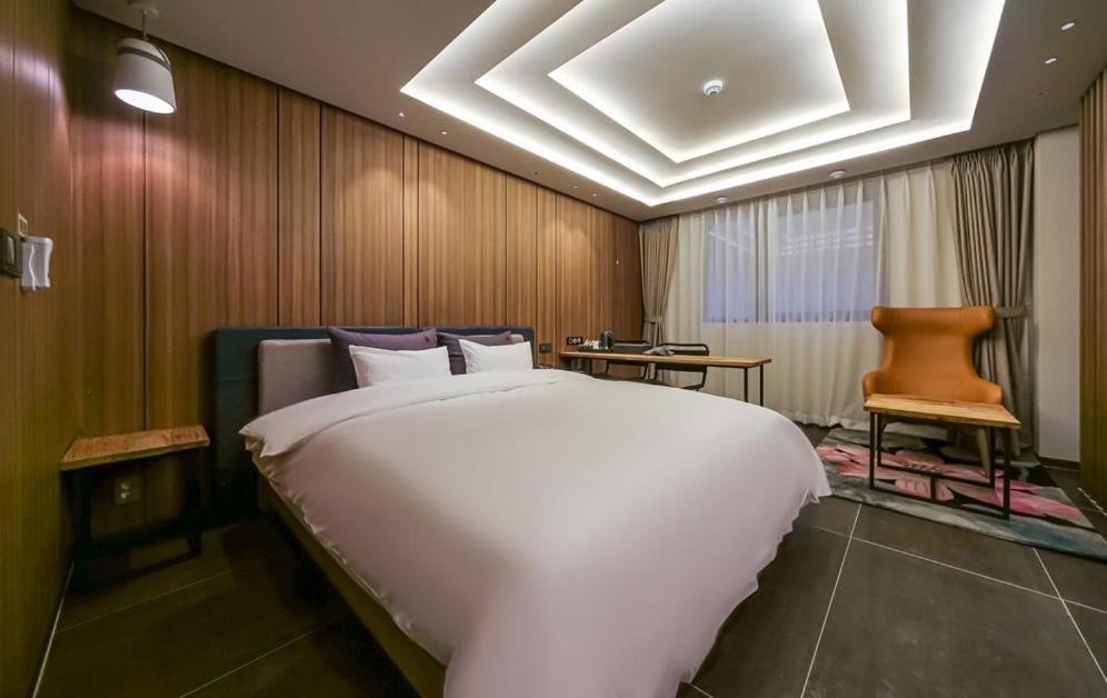 Photo of Bedroom in Masan