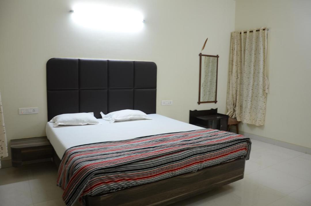 Photo of Bedroom in Guhagar