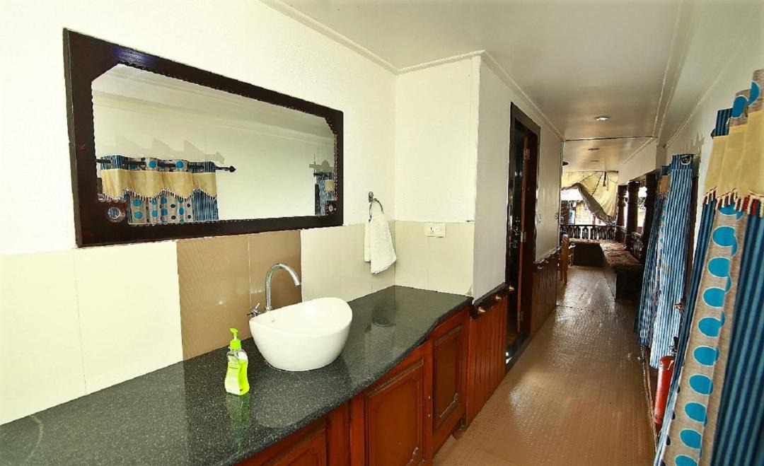 Photo of Bathroom in Alappuzha