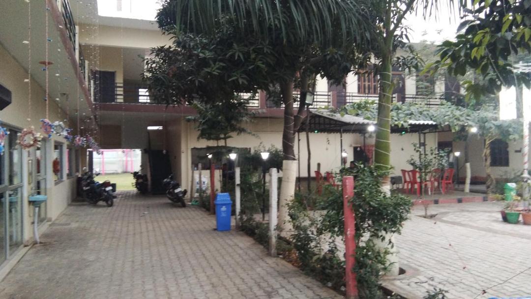 Photo of Buildings in Raebareli