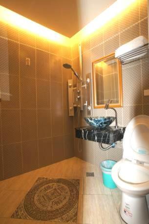 Photo of Bathroom in Big Beach