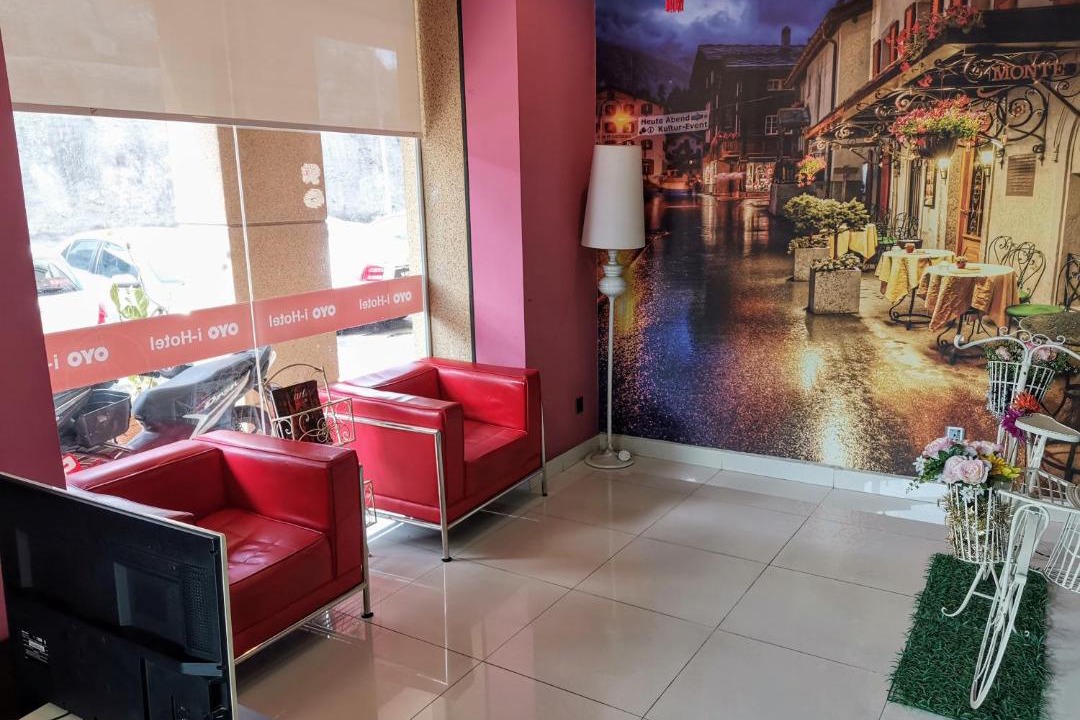 Photo of Livingroom in The Strand