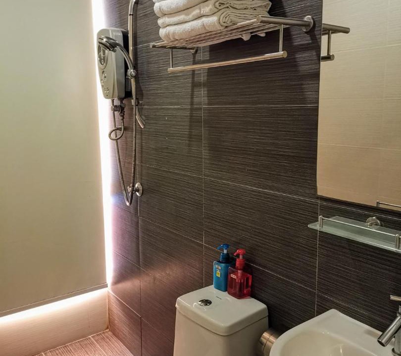 Photo of Bathroom in The Strand