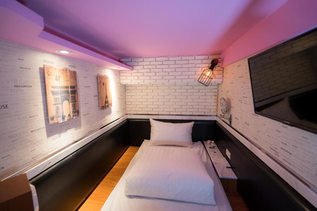 Photo of Bedroom in Big Beach