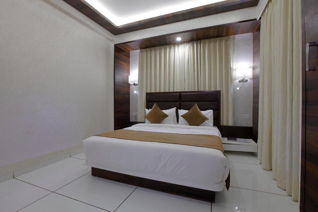 Photo of Bedroom in Navrangpura
