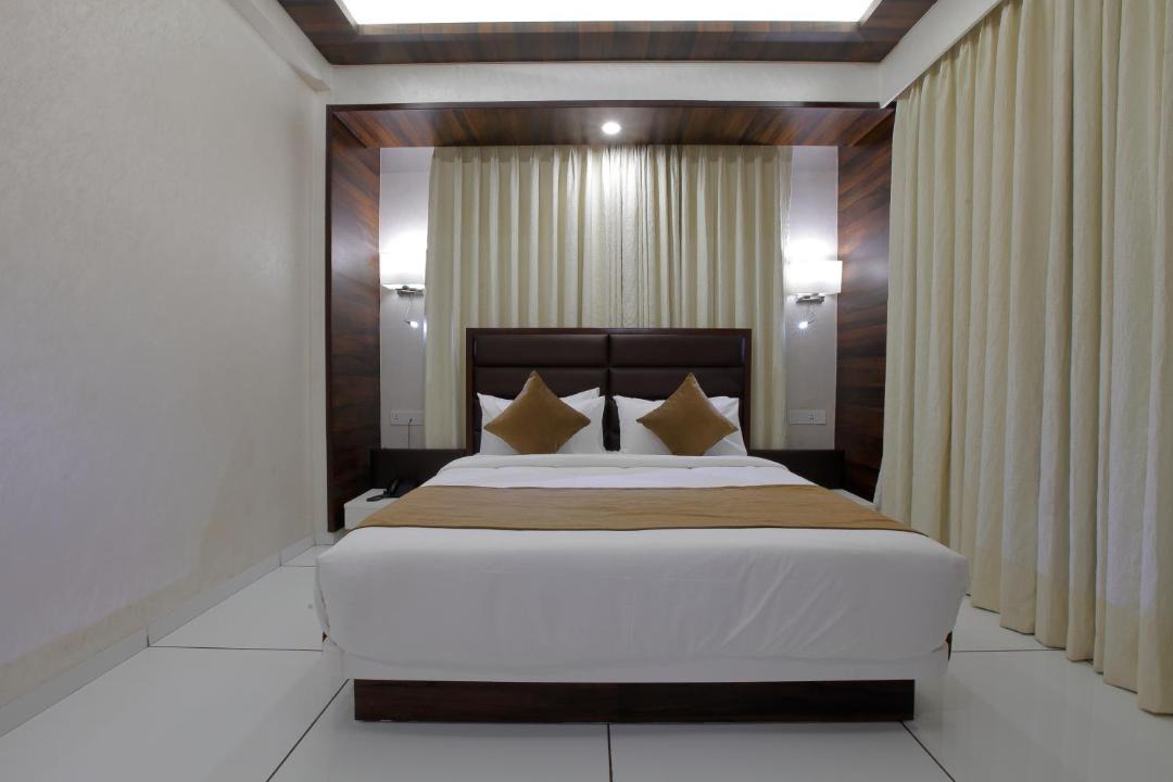 Photo of Bedroom in Navrangpura