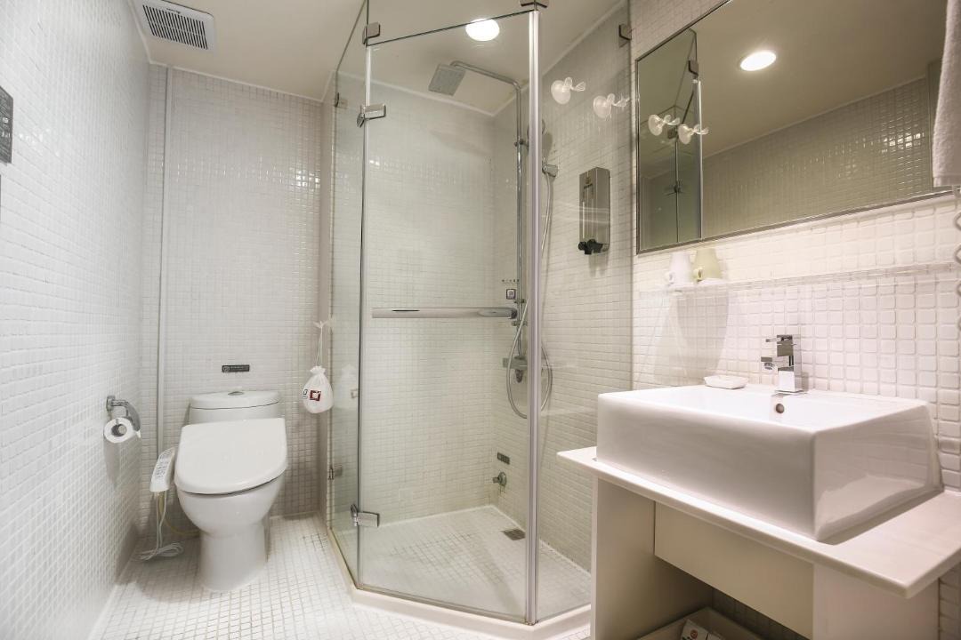Photo of Bathroom in Daan