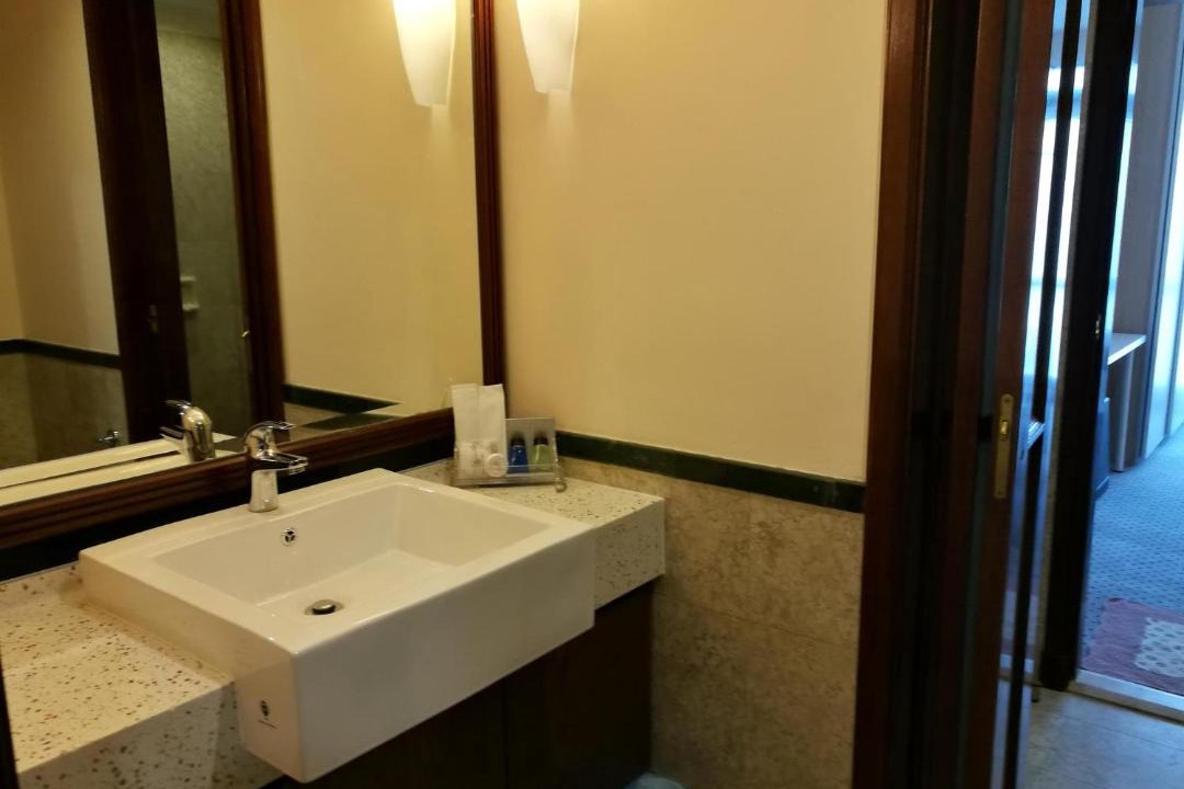 Photo of Bathroom in Imbi