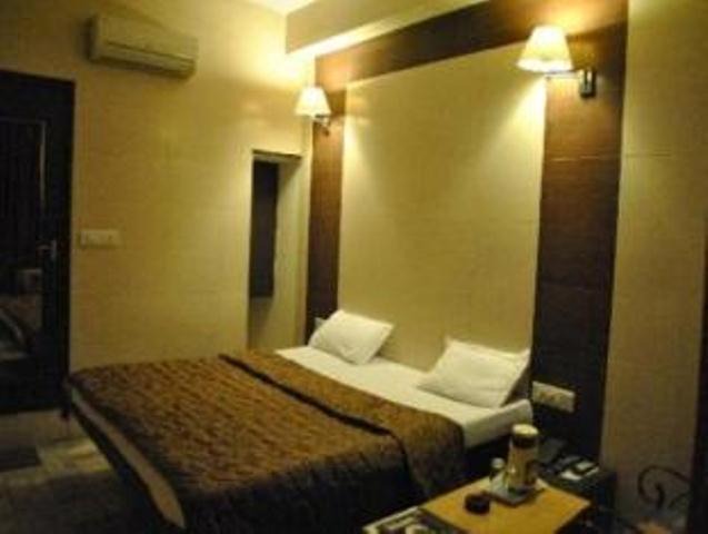 Photo of Bedroom in Sindhi Camp