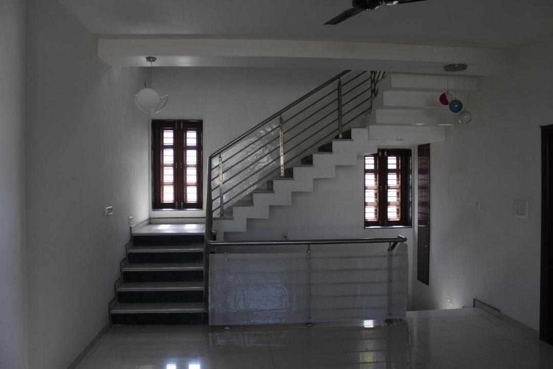 Photo of Others in Gandhinagar