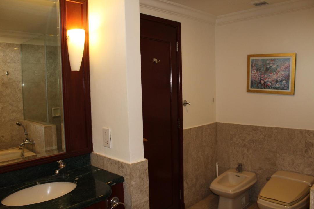 Photo of Bathroom in Imbi