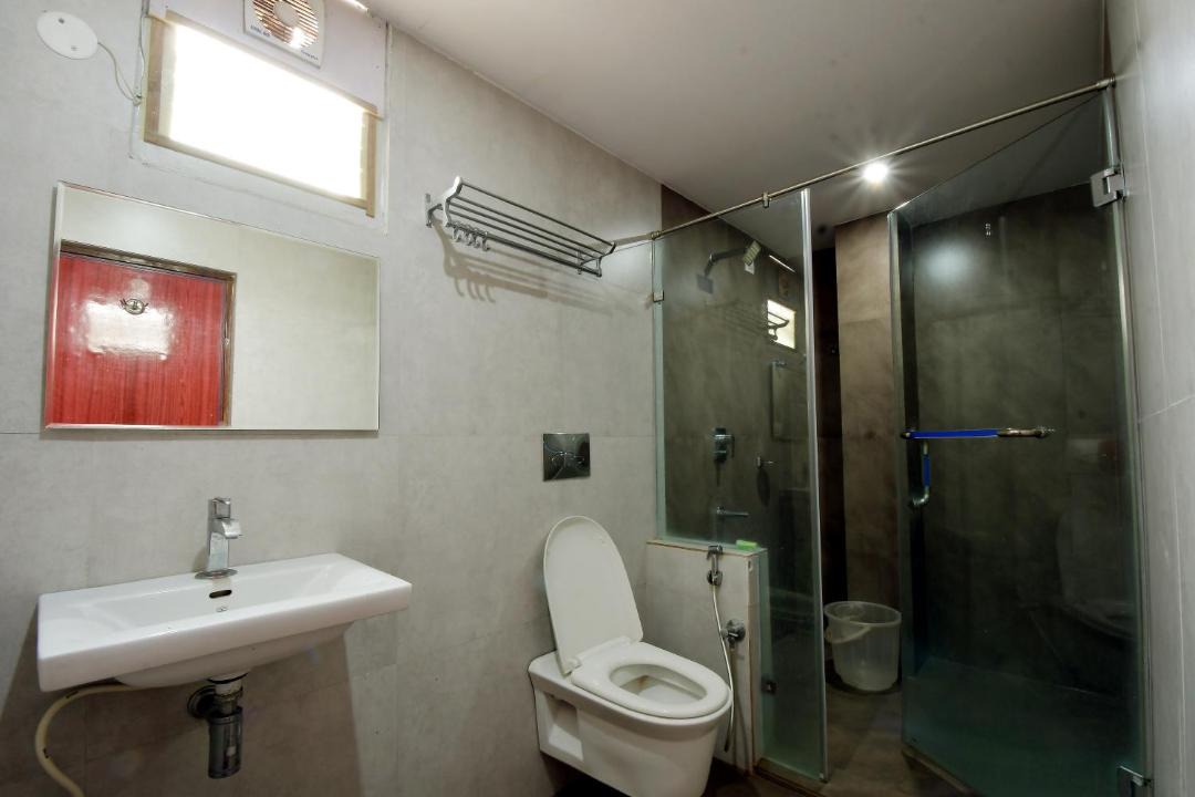 Photo of Bathroom in Dwaraka Nagar