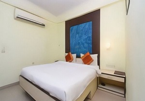 Hotel Seven Seas