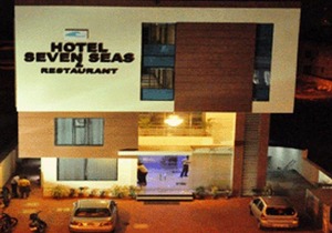 Hotel Seven Seas