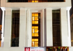 Hotel Saaket Residency