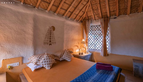 Deluxe Mud Cottage