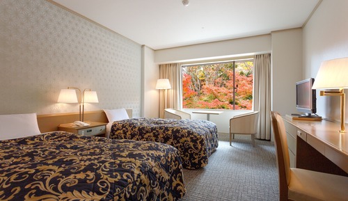 Twin room (garden view)