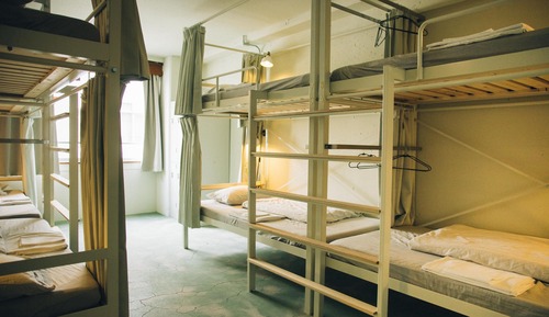 Shared Dormitory, Women only