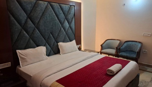 Superior Room, City View