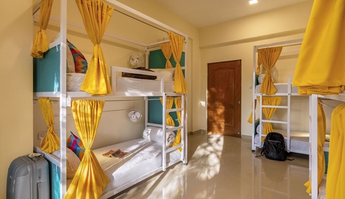 Bed in 6 Bed Mixed A/C Dormitory Room with Ensuite Bathroom