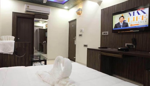 Deluxe Double Room, City View