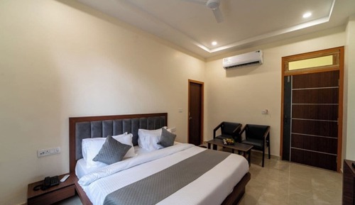 Standard Double Room, Garden View