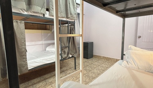 4 Bed Mixed Dorm with external washroom