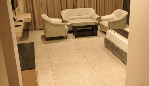 Junior Studio Suite