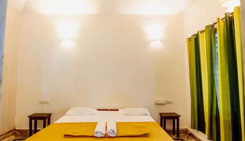 Standard Double Room, 1 Queen Bed